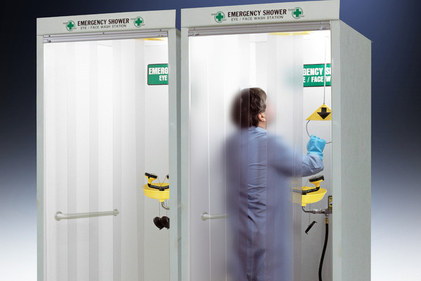 Emergency shower for labs